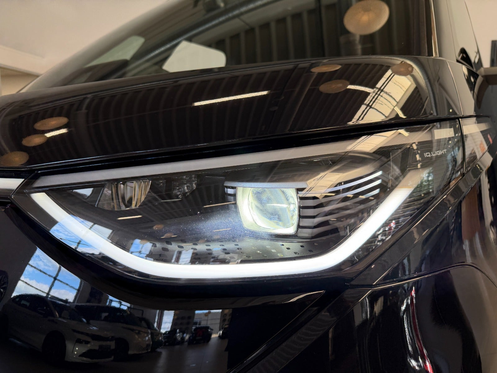 Sort VW ID.Buzz fra 2025