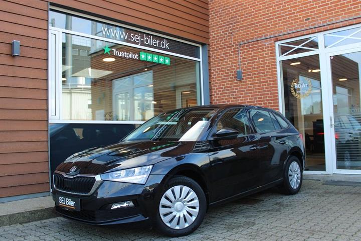 Sort Skoda Scala fra 2020