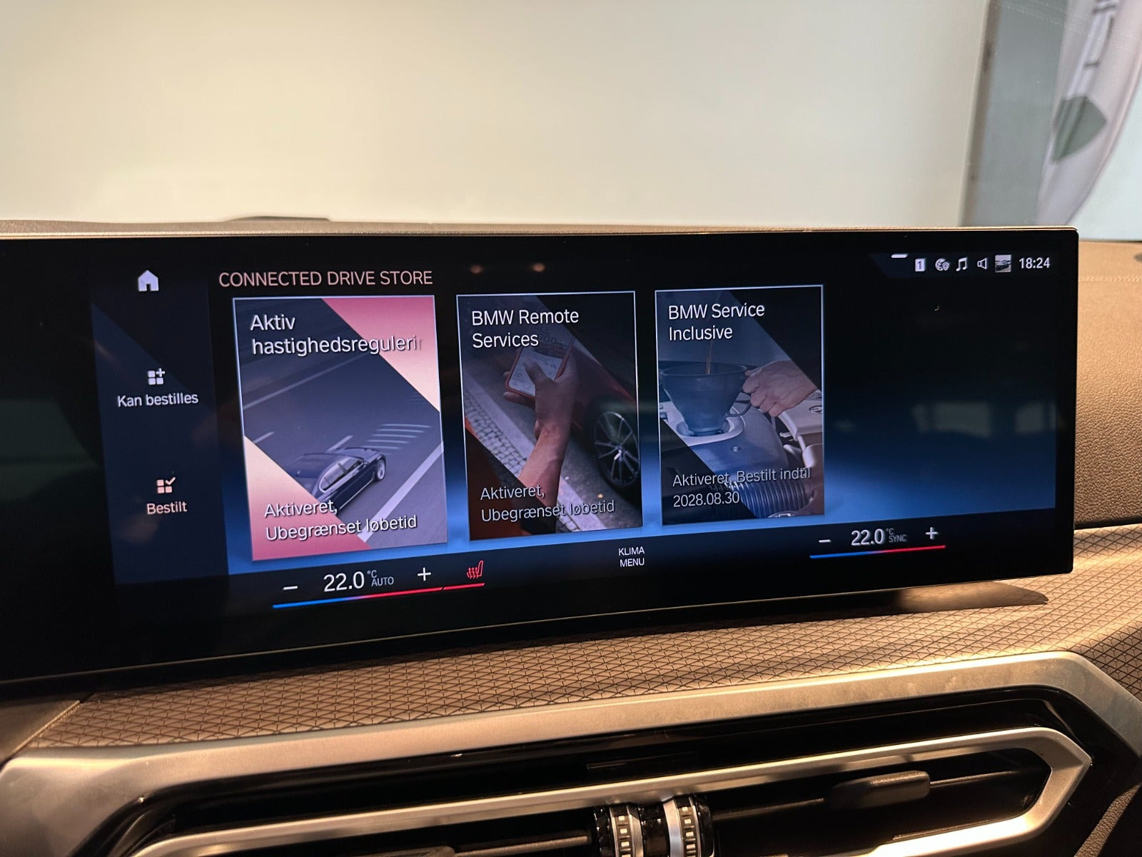 Grå BMW i4 fra 2023