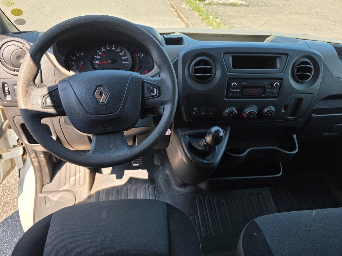 Hvid Renault Master III T35 fra 2015