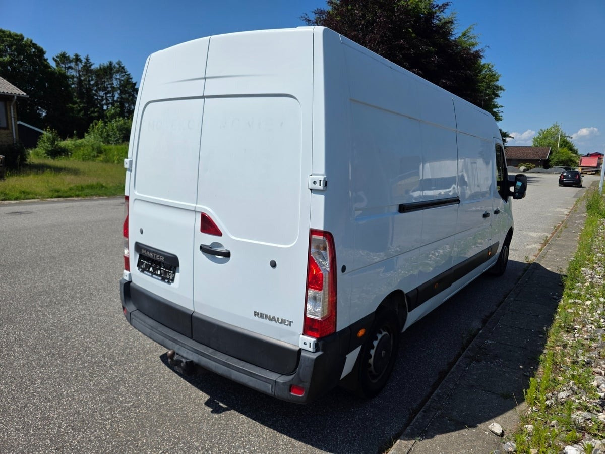 Hvid Renault Master III T35 fra 2015