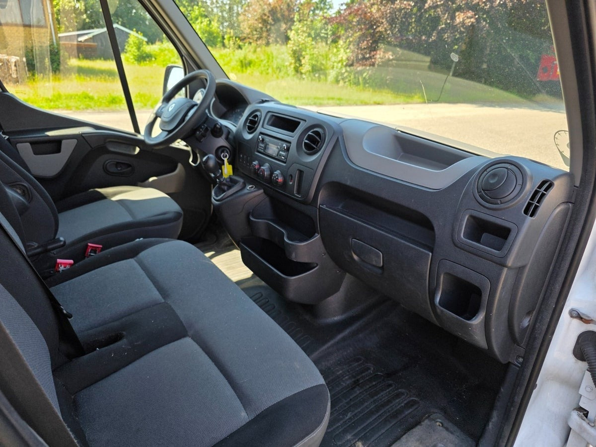 Hvid Renault Master III T35 fra 2015