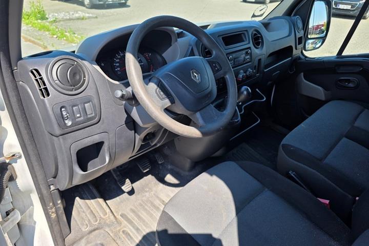 Hvid Renault Master III T35 fra 2015