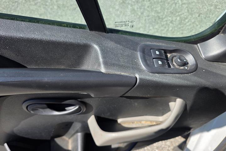 Hvid Renault Master III T35 fra 2015