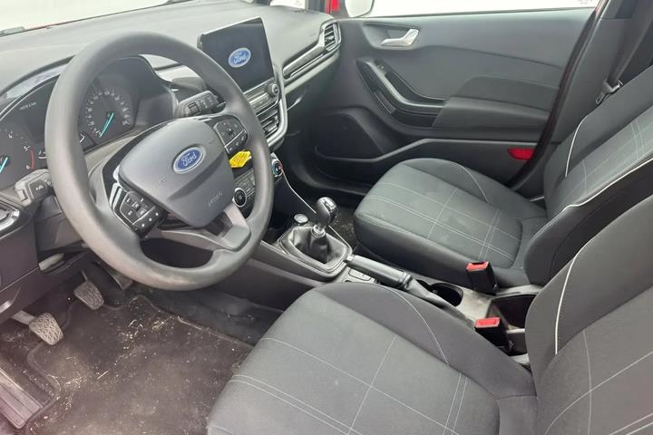 Rød Ford Fiesta fra 2019