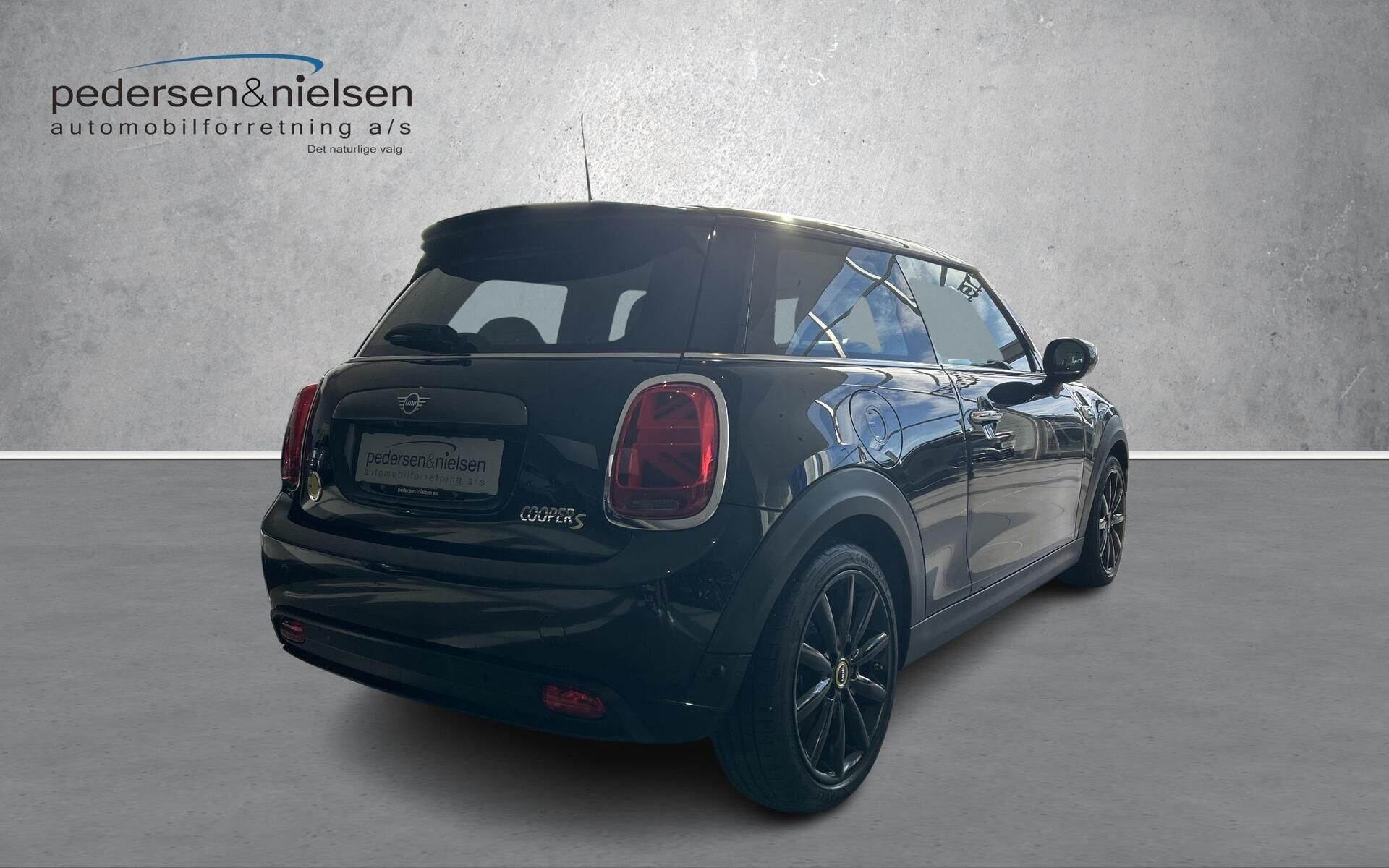 Sort Mini Cooper fra 2020