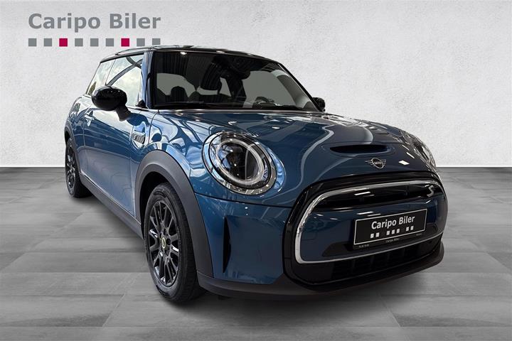 Blå Mini Cooper fra 2023
