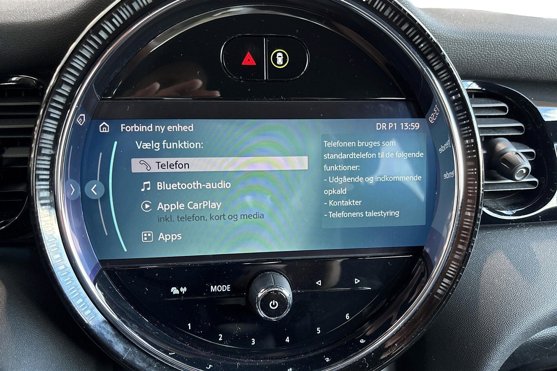 Blå Mini Cooper fra 2023