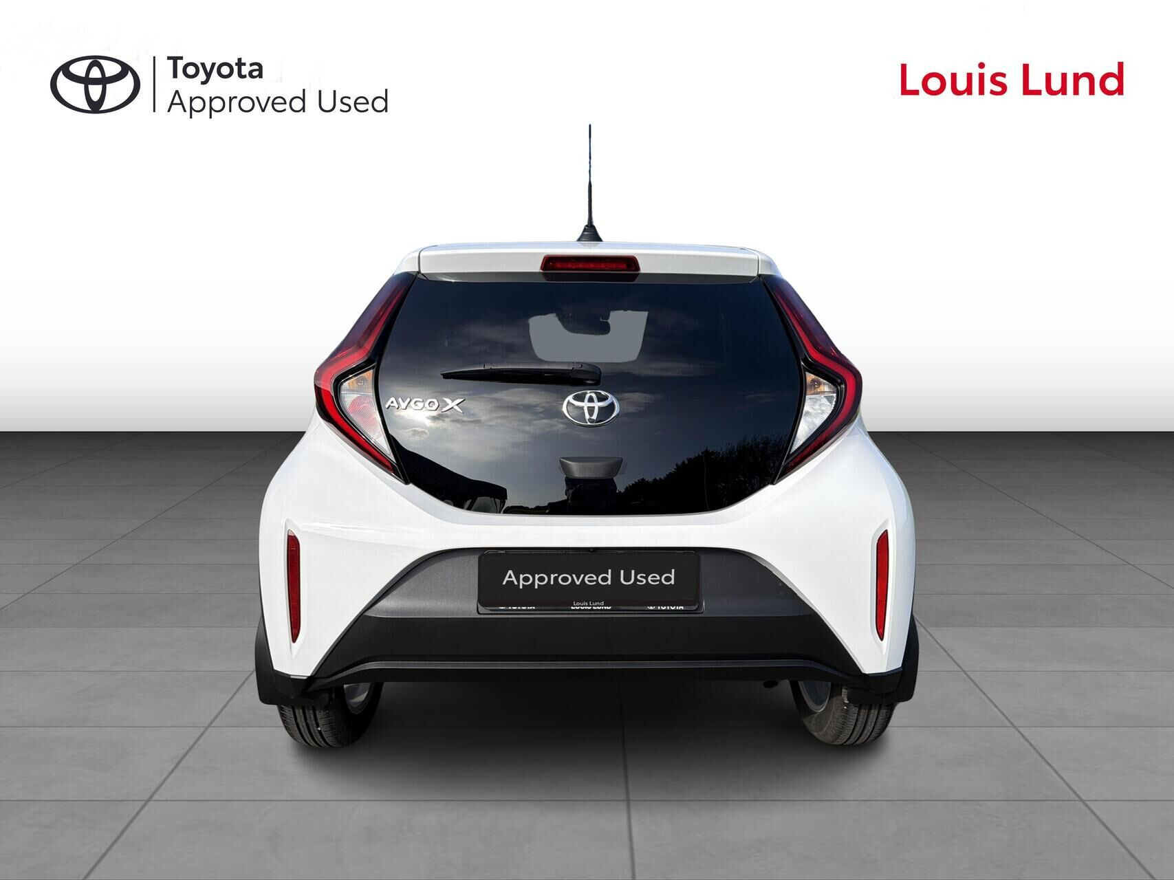 Hvid Toyota Aygo X fra 2025
