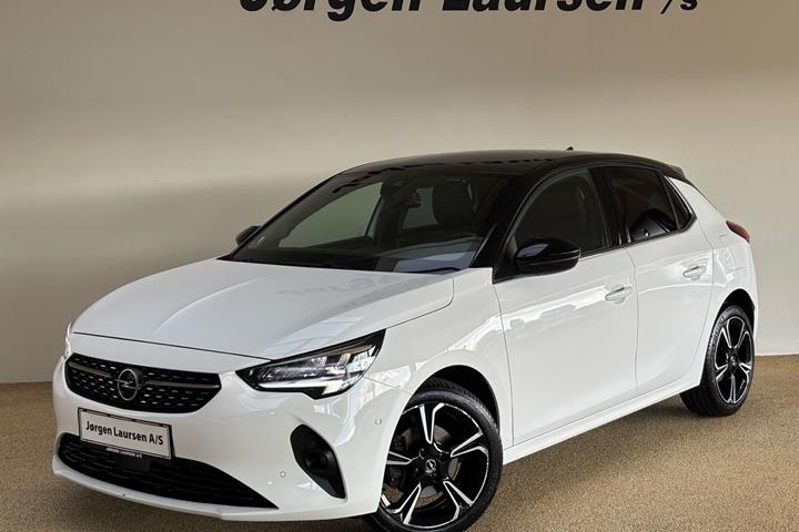 Hvid Opel Corsa fra 2022