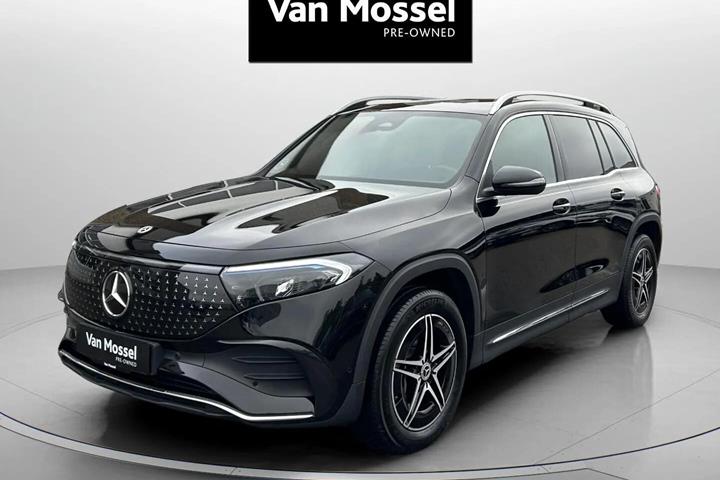 Sort Mercedes EQB250+ fra 2024