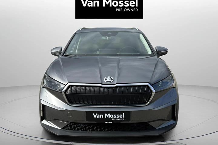 Grå Skoda Enyaq fra 2022