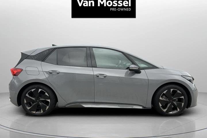 Grå Cupra Born fra 2023