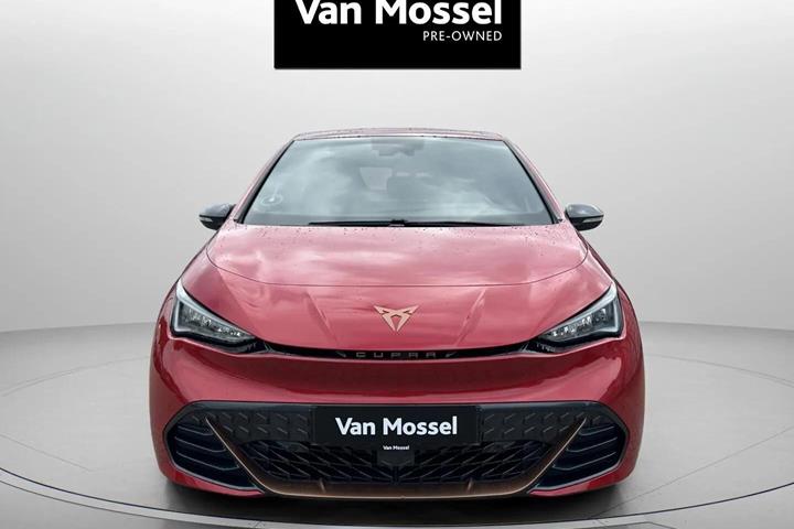 Rød Cupra Born fra 2023