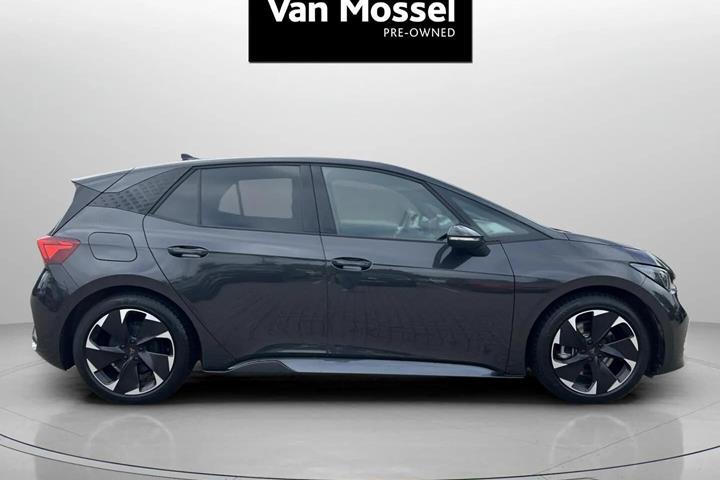 Sort Cupra Born fra 2024