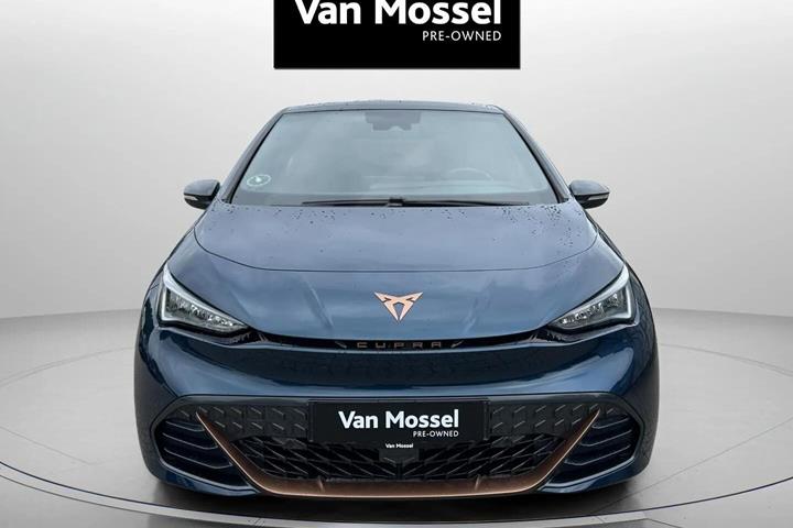Blå Cupra Born fra 2023