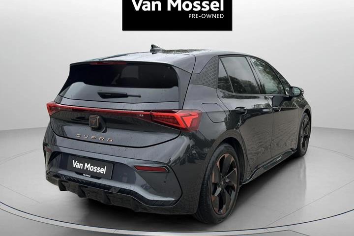 Grå Cupra Born fra 2024