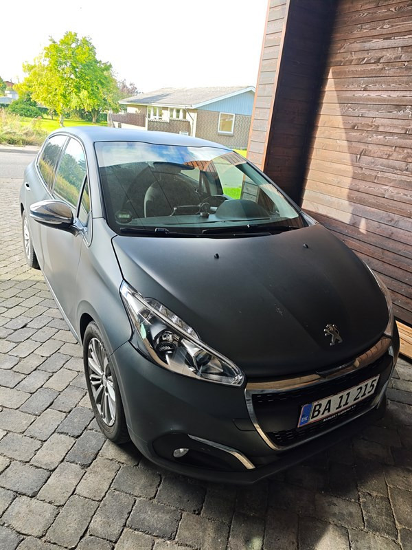 Peugeot 208 1.6 BlueHDI 100 hk 5D
