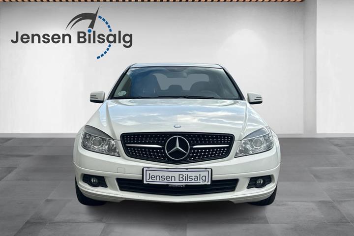undefined Mercedes C200 fra 2009