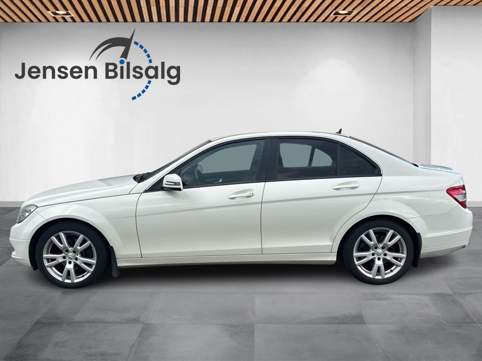 undefined Mercedes C200 fra 2009