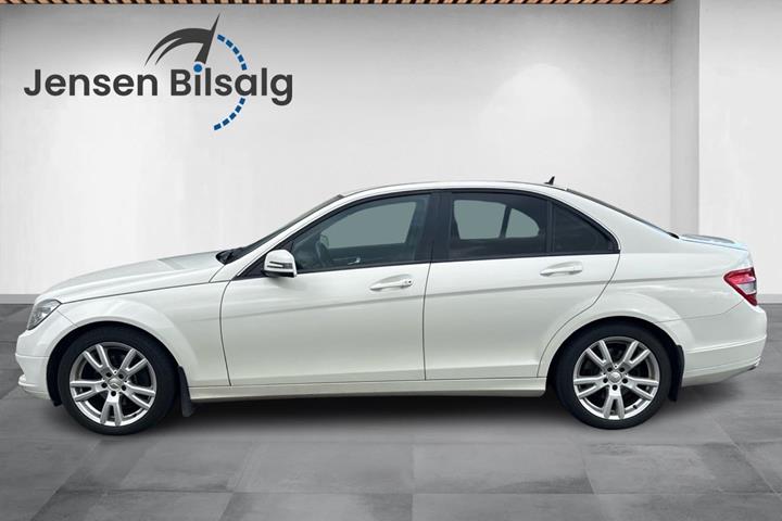 undefined Mercedes C200 fra 2009