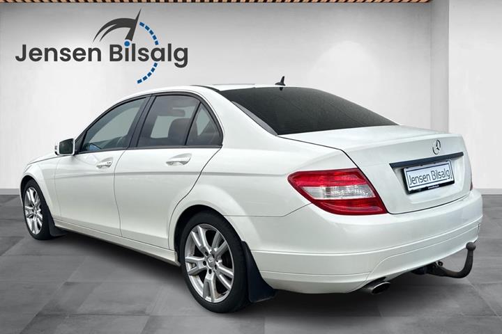 undefined Mercedes C200 fra 2009