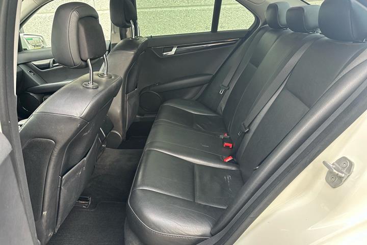undefined Mercedes C200 fra 2009