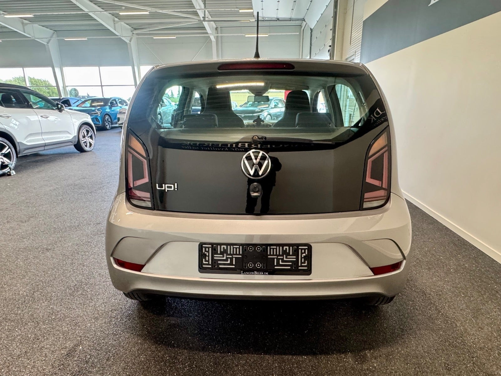 Grå VW UP! fra 2022