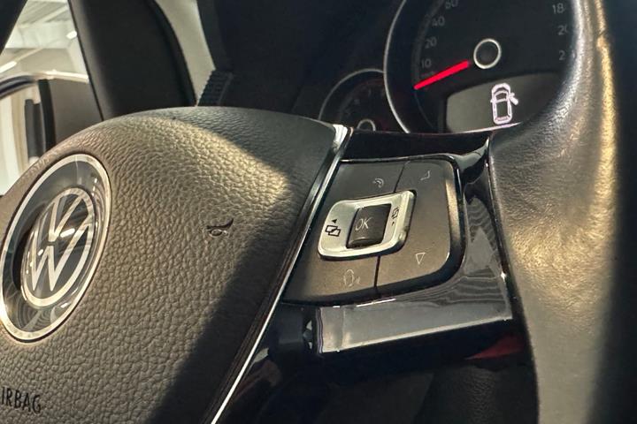 Grå VW UP! fra 2022