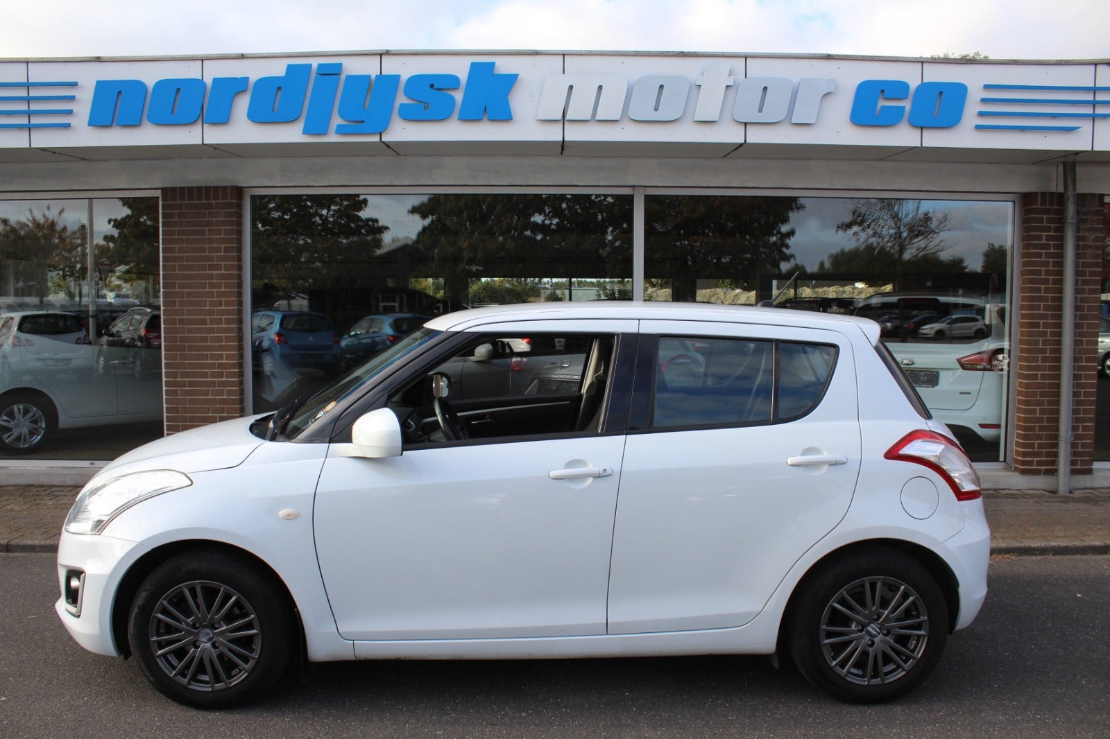 Suzuki Swift 1,2 Dualjet Comfort