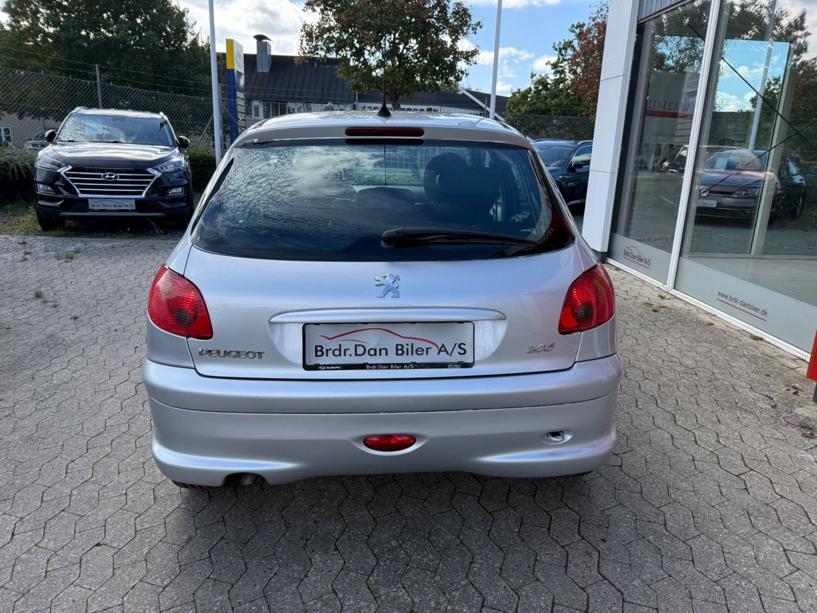 Sølv Peugeot 206 fra 2007
