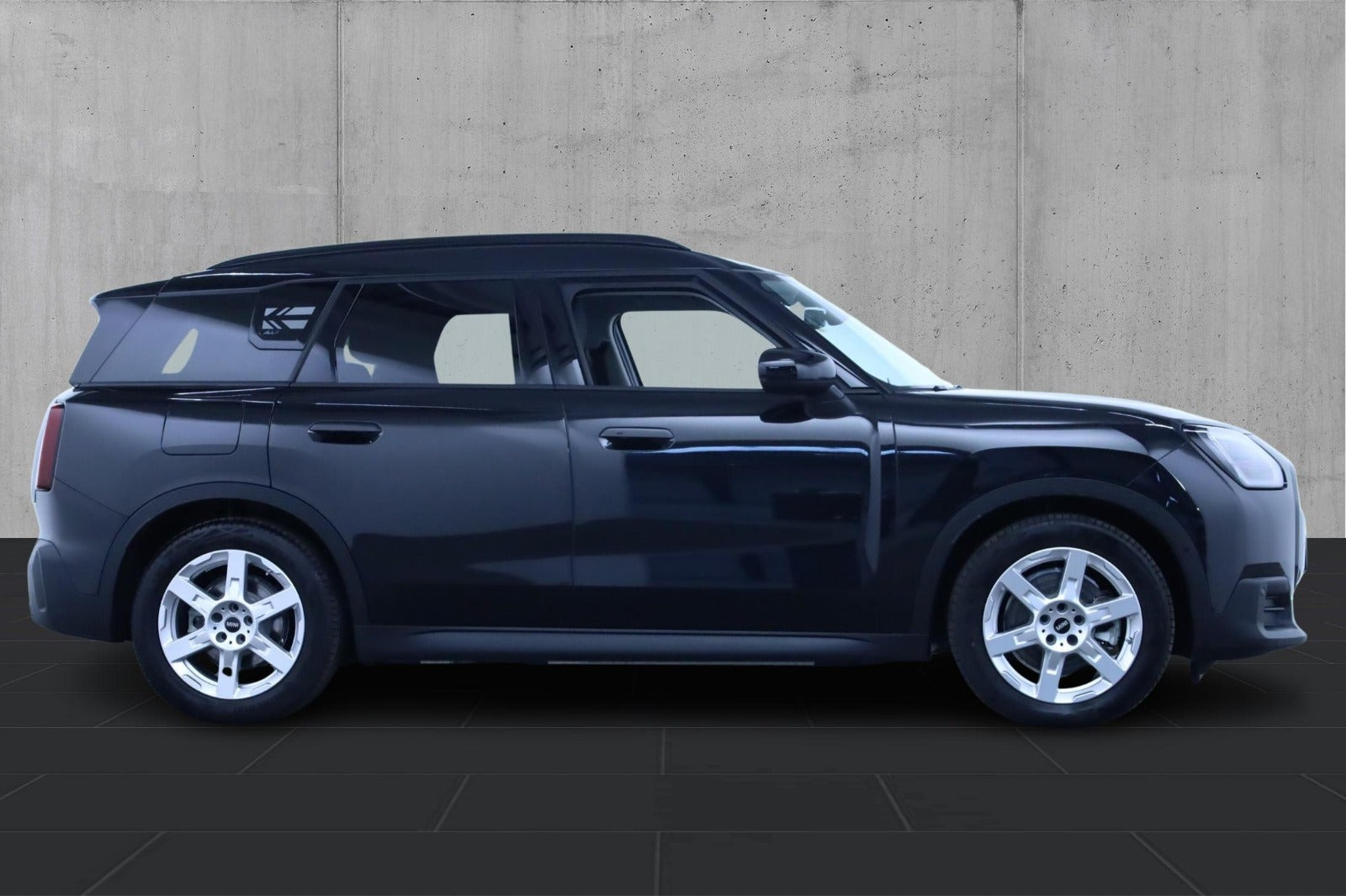 Sort Mini Countryman SE fra 2024