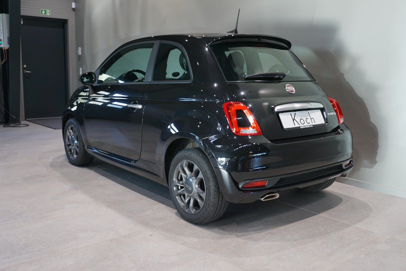 Sort Fiat 500 fra 2021