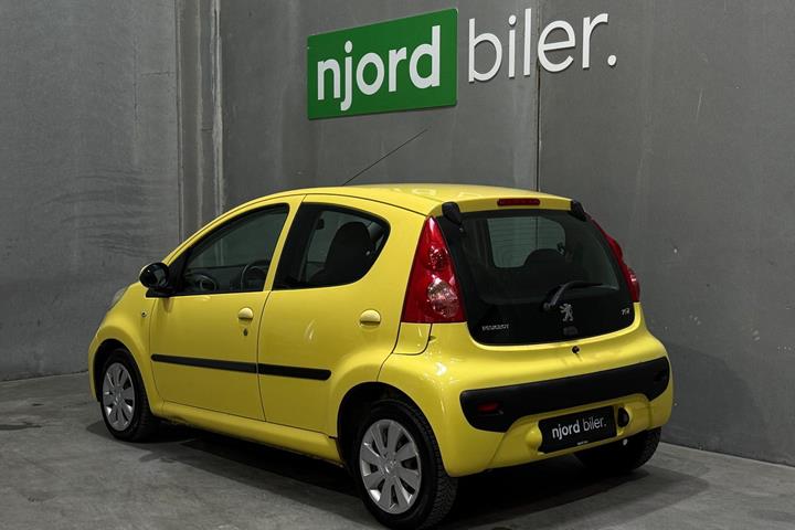 undefined Peugeot 107 fra 2009
