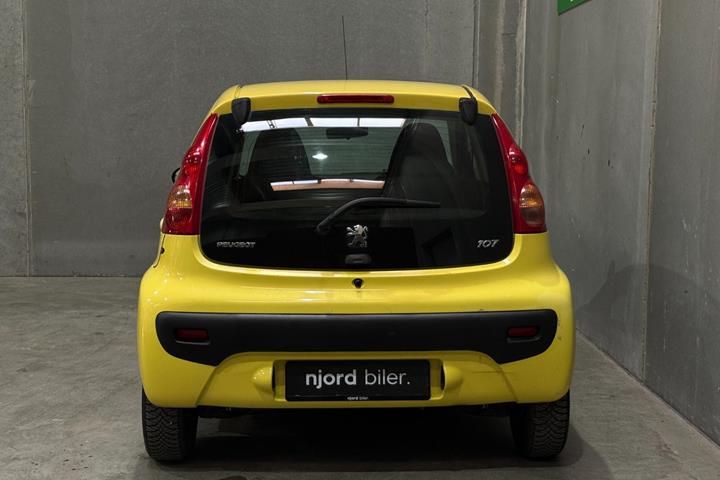 undefined Peugeot 107 fra 2009