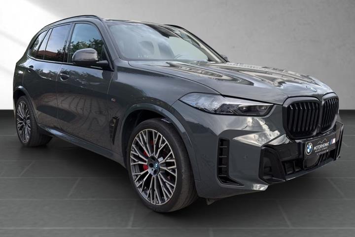 Grå BMW X5 fra 2023