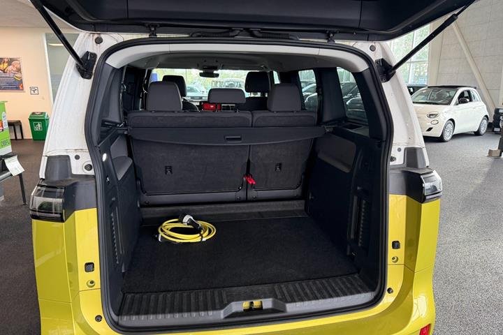 Gul VW ID.Buzz fra 2024