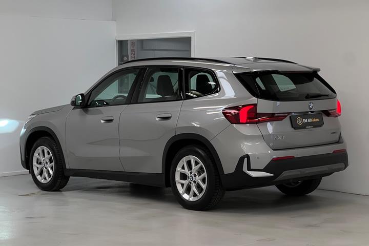 undefined BMW iX1 fra 2025