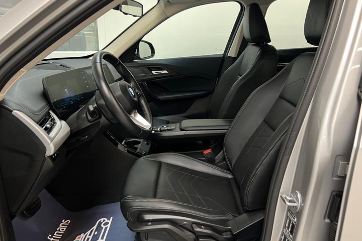undefined BMW iX1 fra 2025