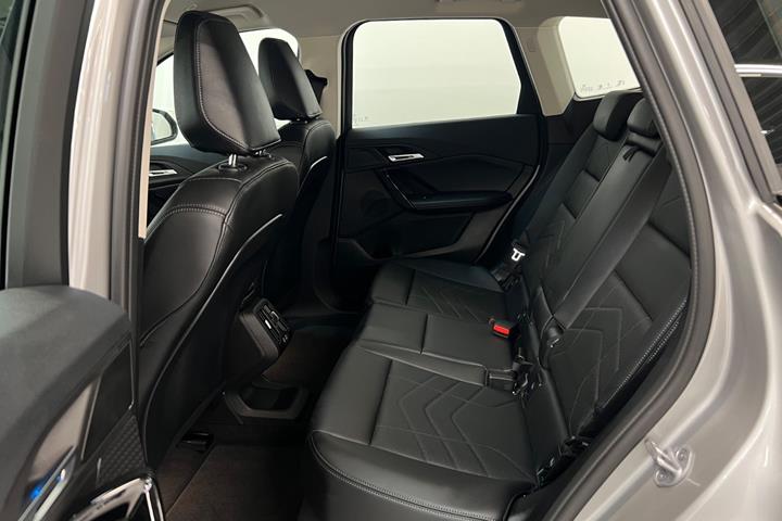 undefined BMW iX1 fra 2025