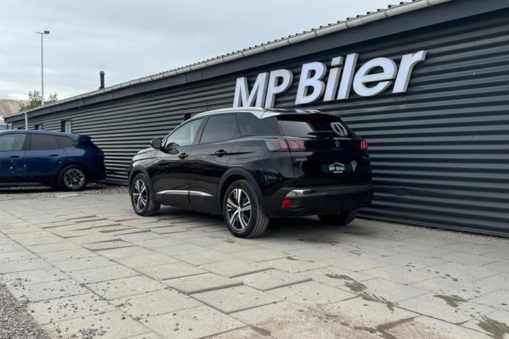 Sort Peugeot 3008 fra 2021