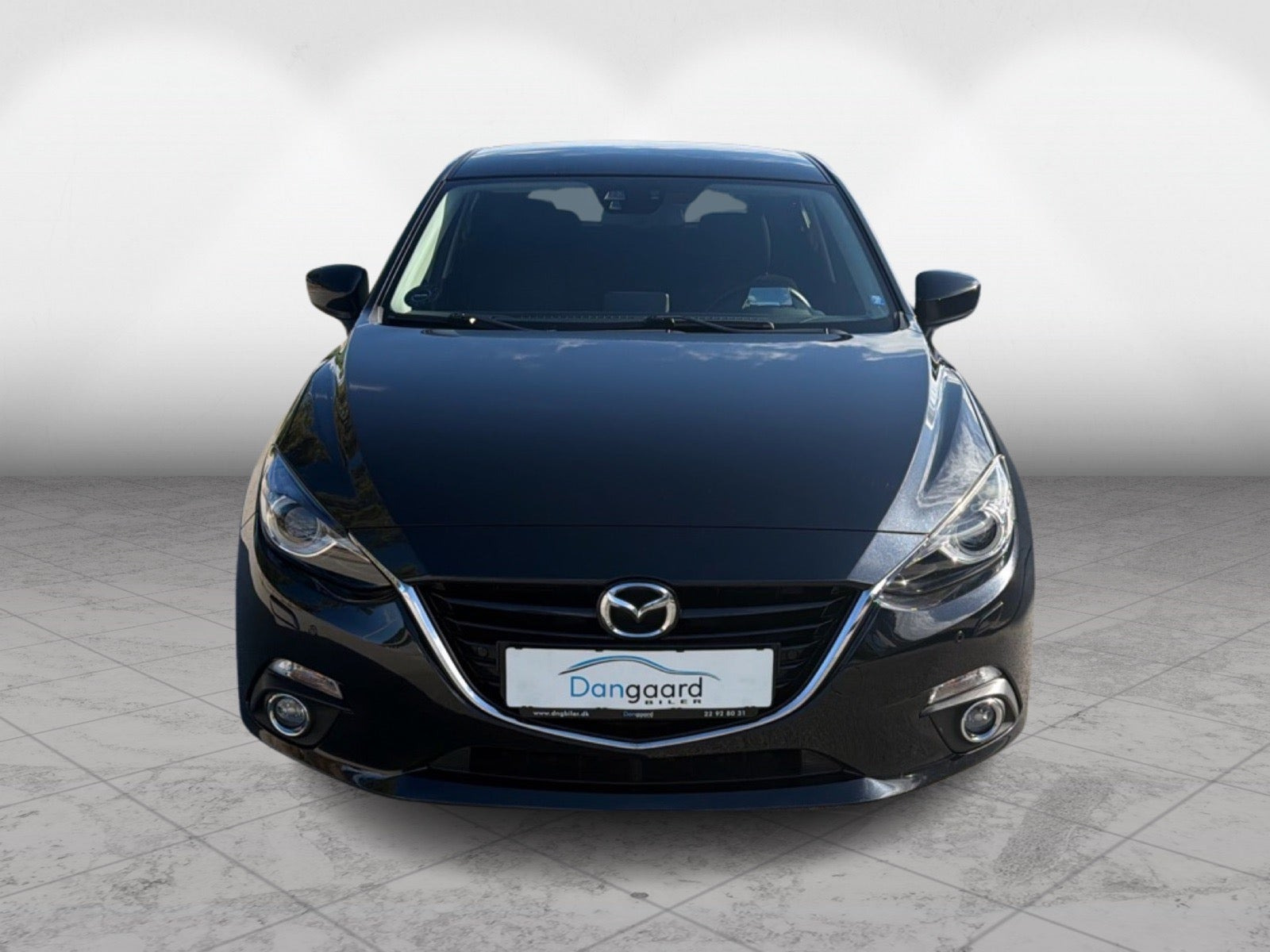Sort Mazda 3 fra 2015