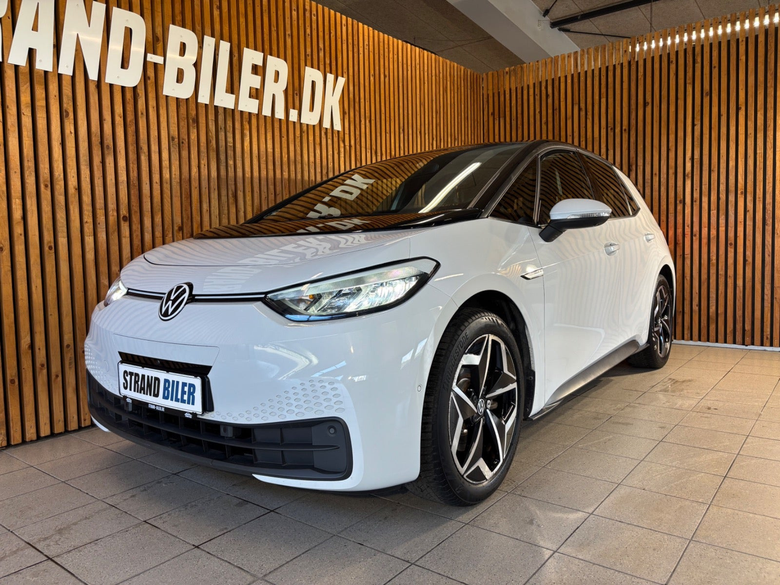 Hvid VW ID.3 fra 2023