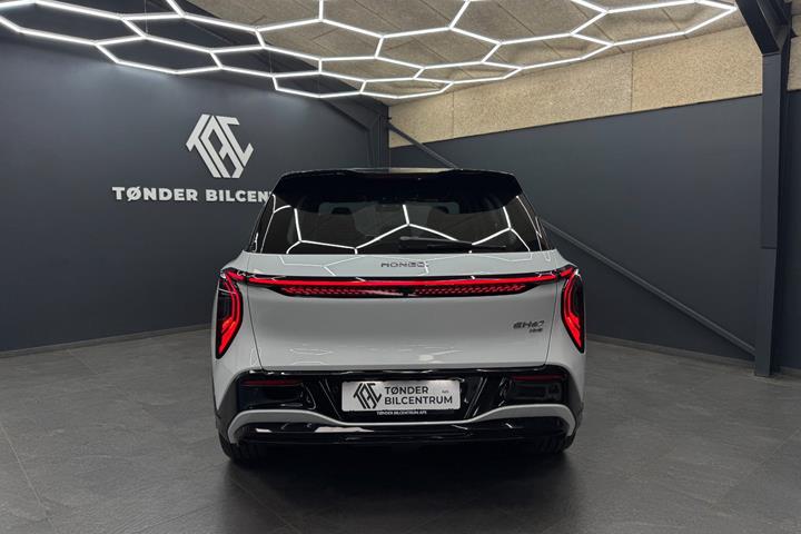 Hvid Hongqi EHS7 fra 2026