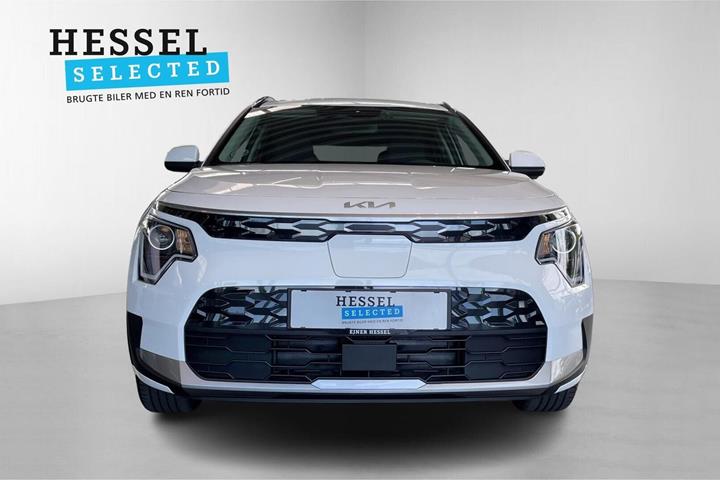 Hvid Kia Niro fra 2026