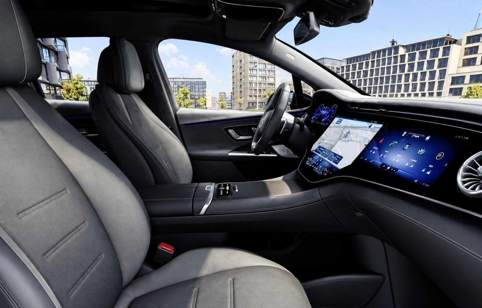 Sort Mercedes EQE500 SUV fra 2026