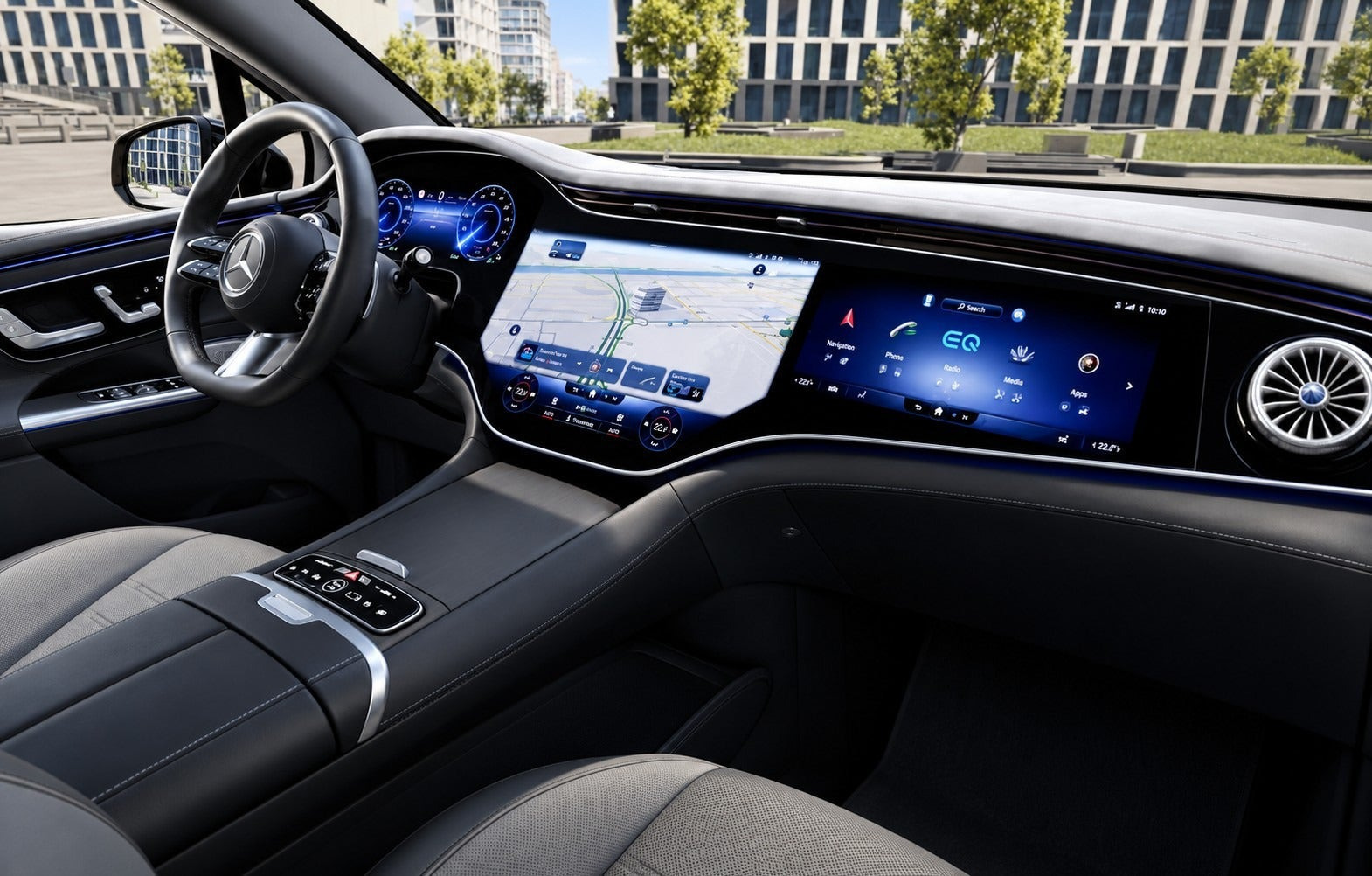 Sort Mercedes EQE500 SUV fra 2026