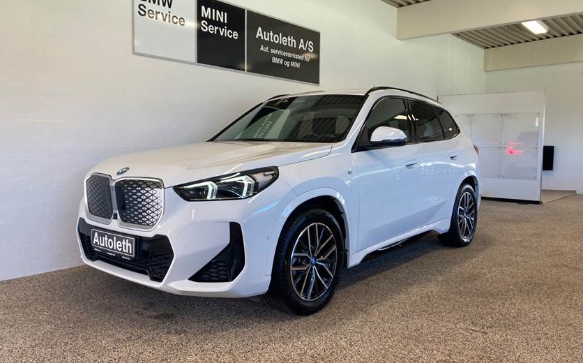 BMW iX1 xDrive30 M-Sport