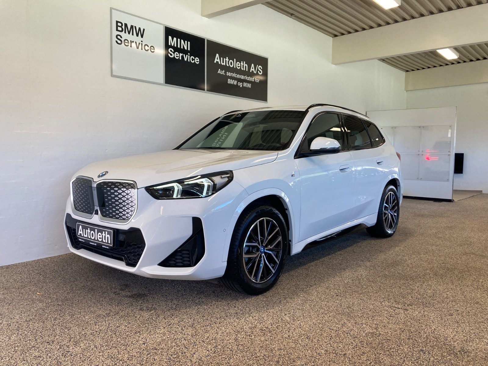 BMW iX1 xDrive30 M-Sport