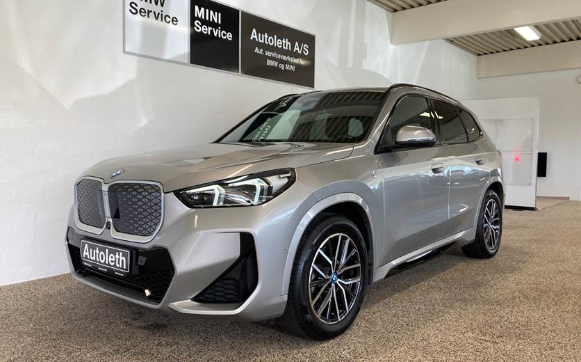 BMW iX1 xDrive30 M-Sport